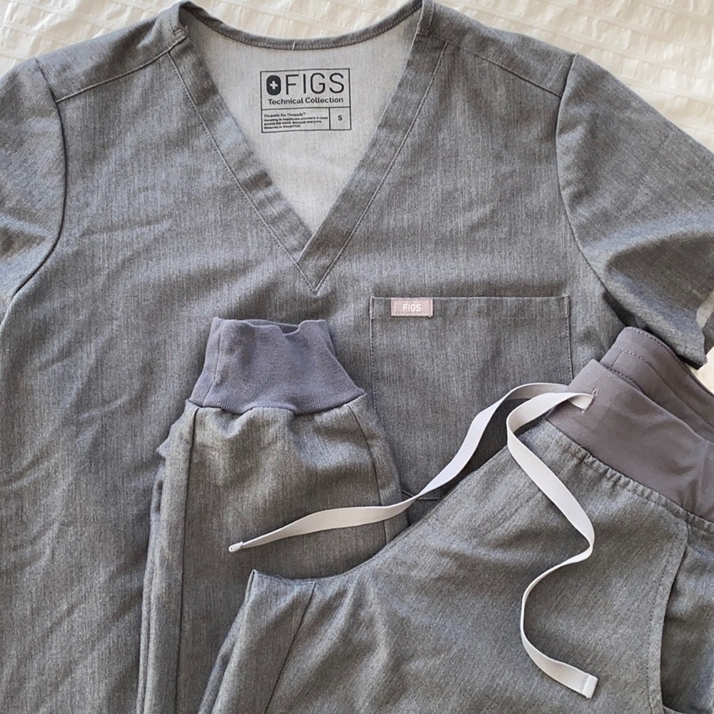 Figs Scrub Set | Graphite | S